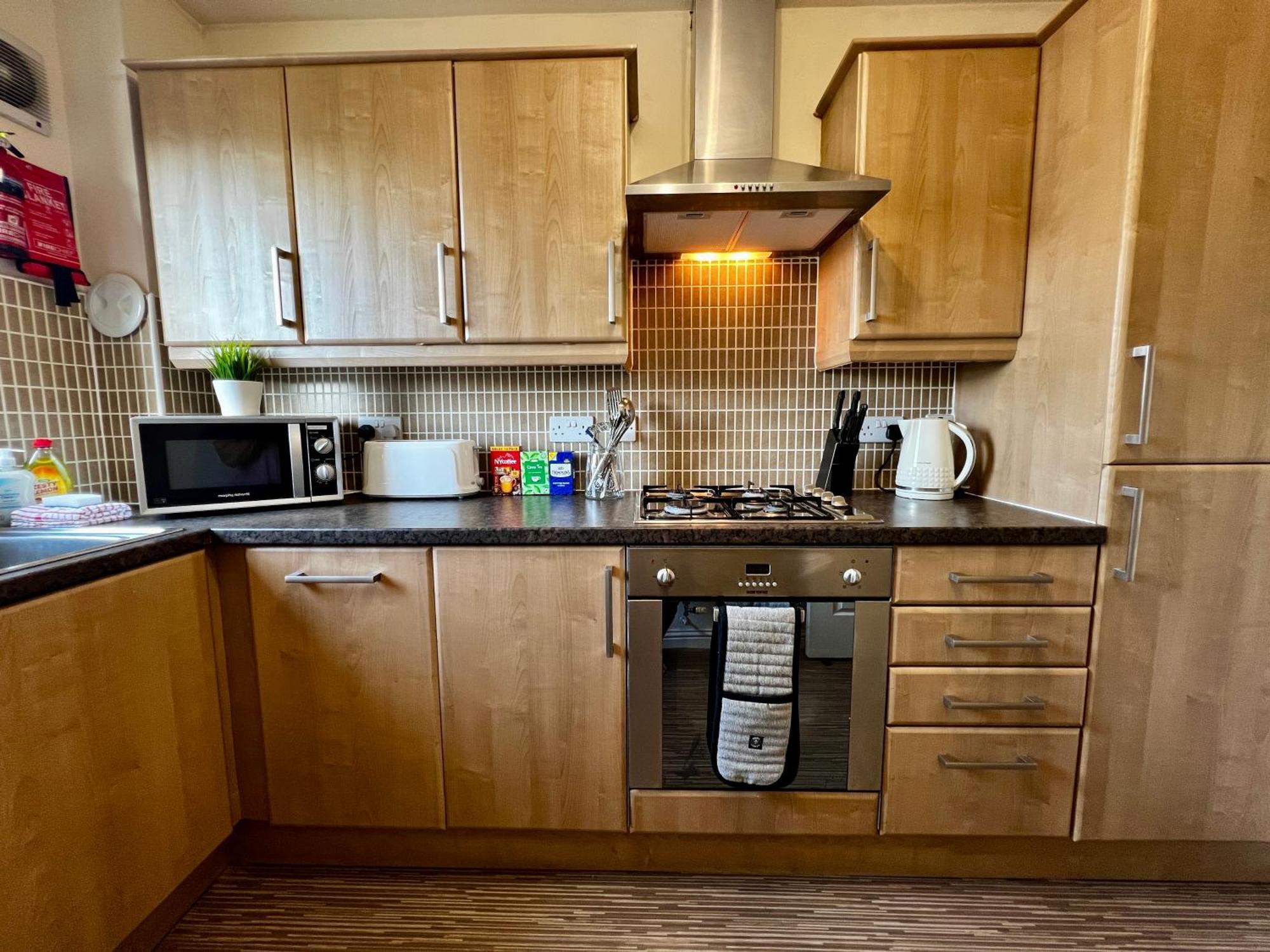 Stylish Modern Flat With Juliet Balcony & Parking Apartment Glasgow Bagian luar foto