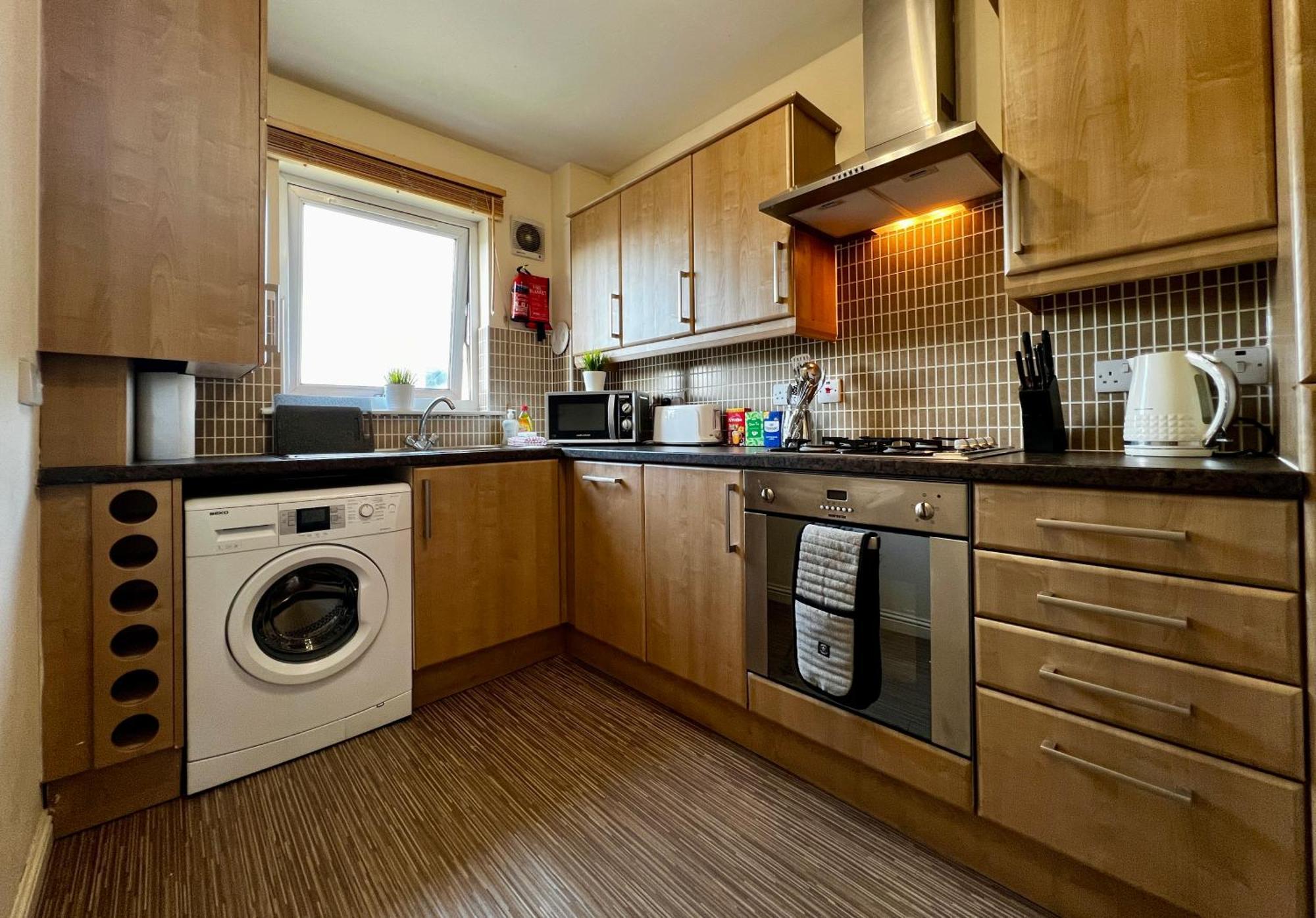 Stylish Modern Flat With Juliet Balcony & Parking Apartment Glasgow Bagian luar foto