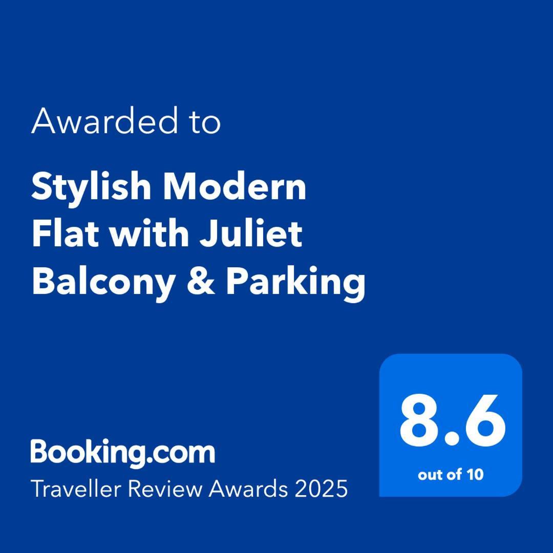 Stylish Modern Flat With Juliet Balcony & Parking Apartment Glasgow Bagian luar foto